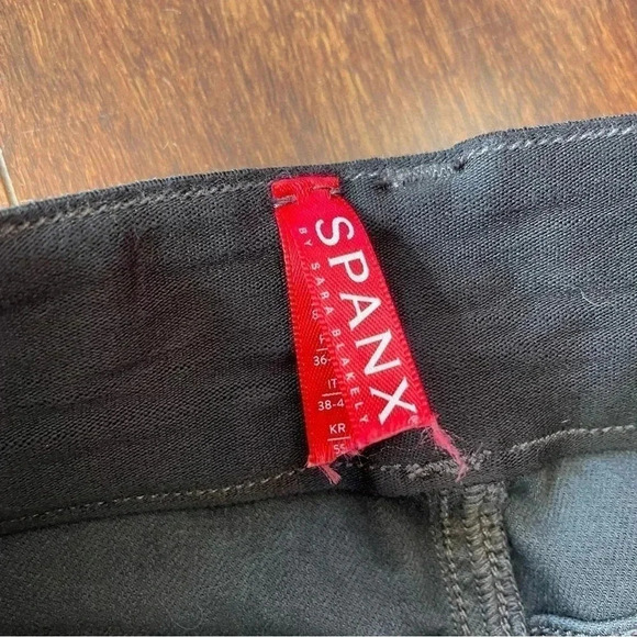 SPANX Twill Tapered Cargo Pant Gray Stretch Womens Pocket Faux Jean Small XS - Picture 9 of 13